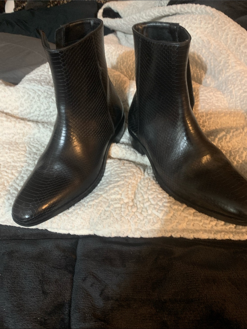 Aldo Black Textured Leather Chukka Boots